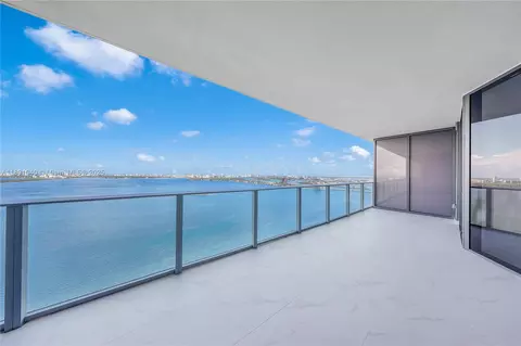 700 NE 24 St #3402, Miami, FL 33137