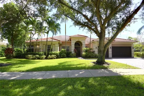 4240 SW 131st Ave, Davie, FL 33330