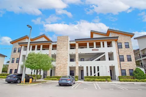 8055 NW 104th Ave #2, Doral, FL 33178