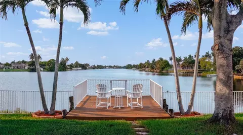 11541 NW 35th St, Sunrise, FL 33323