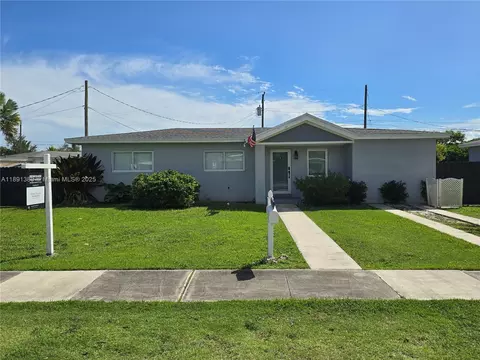 9870 Montego Bay Dr, Cutler Bay, FL 33189