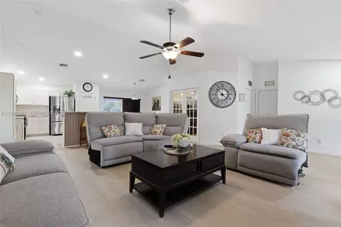 3003 W 25th St, Lehigh Acres, FL 33971