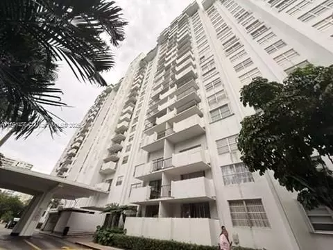 2780 NE 183rd St #1415, Aventura, FL 33160