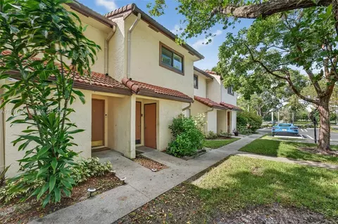 8958 W Sample Rd #8958, Coral Springs, FL 33065
