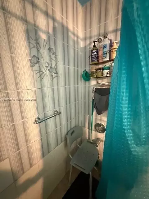 Other - 218 E 20th St, Hialeah, FL 33010 photo 4 of 11