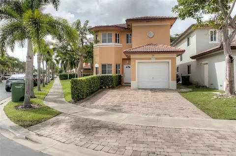 4126 NE 11th Dr, Homestead, FL 33033