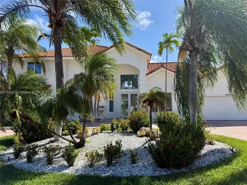 3030 NE 42nd St, Fort Lauderdale, FL 33308