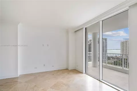 Living - 701 Brickell Key Blvd #1411, Miami, FL 33131 photo 4 of 5