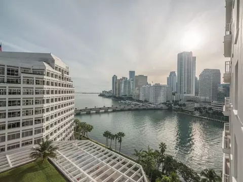 View/Area - 701 Brickell Key Blvd #1411, Miami, FL 33131 photo 3 of 3