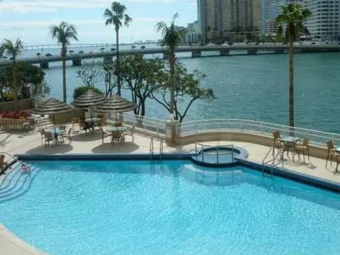 Exterior - 701 Brickell Key Blvd #1411, Miami, FL 33131 photo 3 of 4