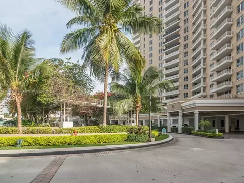 Exterior - 701 Brickell Key Blvd #1411, Miami, FL 33131 photo 4 of 4
