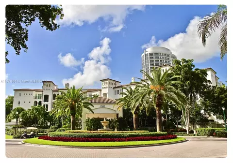 3500 Island Blvd #DPH01, Aventura, FL 33160