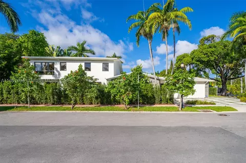 222 E Rivo Alto Dr, Miami Beach, FL 33139