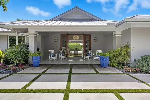 5800 SW 99th Ter, Pinecrest, FL 33156