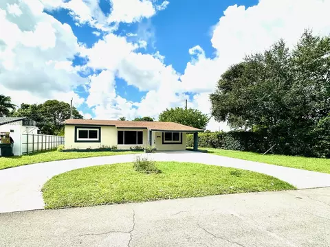 2340 N 69th Way, Hollywood, FL 33024