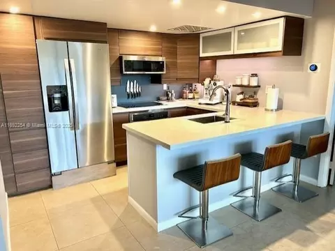 Kitchen - 6437 Lemon Tree Ln, Miami Lakes, FL 33014 photo 2 of 2
