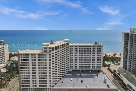 2899 Collins Ave #736, Miami Beach, FL 33140