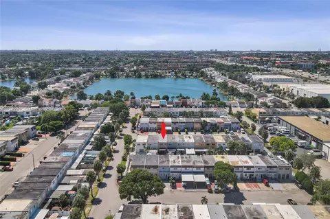 1831 W 72nd Pl, Hialeah, FL 33014 photo 43