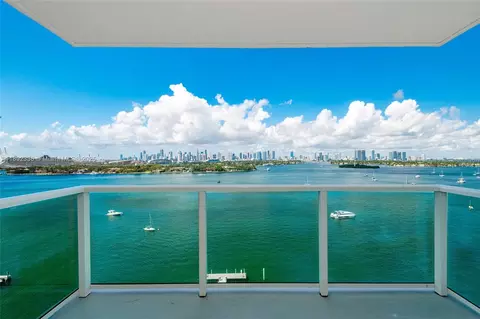 1000 West Ave #1517, Miami Beach, FL 33139