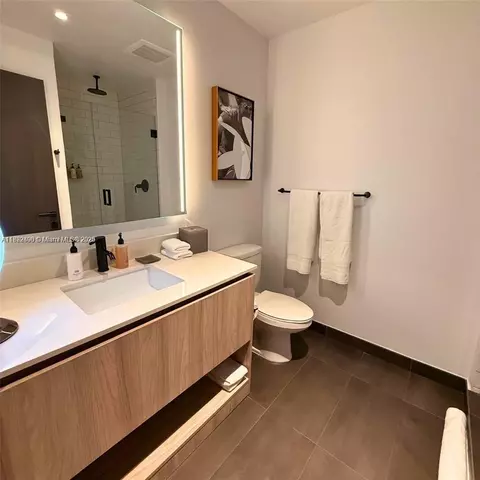 398 NE 5th St #1906, Miami, FL 33132