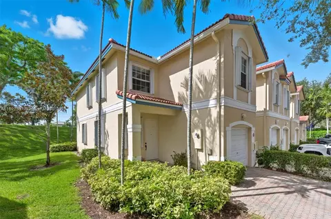 11762 NW 47th Dr, Coral Springs, FL 33076