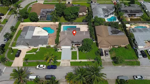 6875 NW 1st Ct, Margate, FL 33063