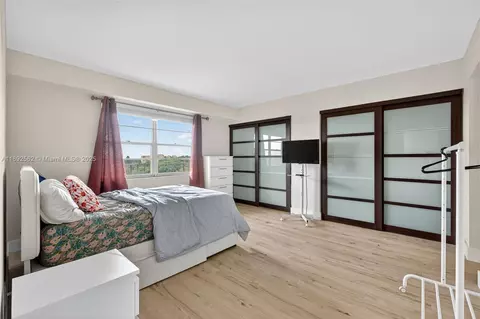 3150 W Rolling Hills Cir #703, Davie, FL 33328