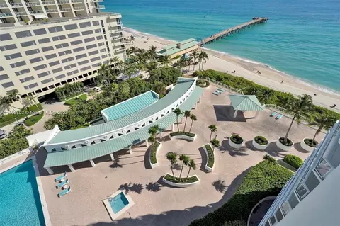 16485 Collins Ave #CABANA 9, Sunny Isles Beach, FL 33160