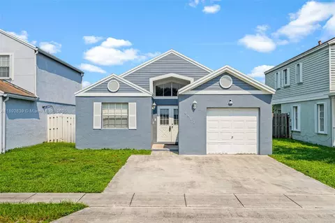 9917 W Elm Ln, Miramar, FL 33025
