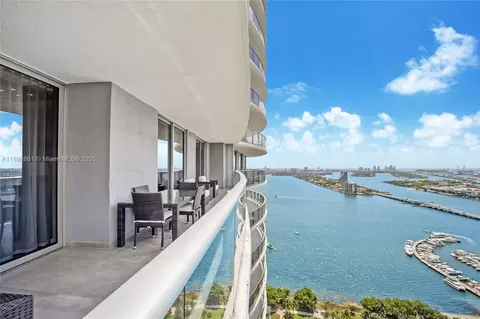 488 NE 18th St #3210, Miami, FL 33132