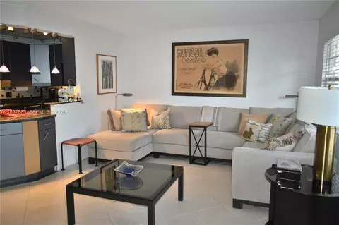 Living - 2011 Cornwall #A, Boca Raton, FL 33434 photo 2 of 2