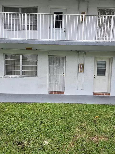 20310 NE 2nd Ave #15, Miami Gardens, FL 33179