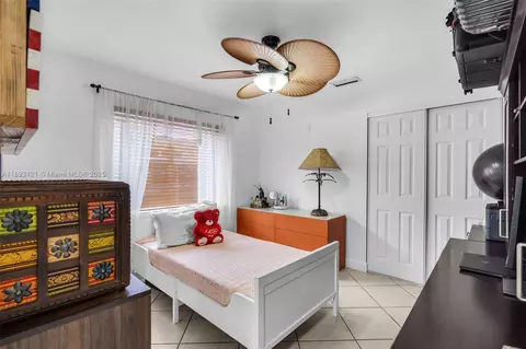 Other - 3155 W 68th Pl, Hialeah, FL 33018 photo 5 of 8