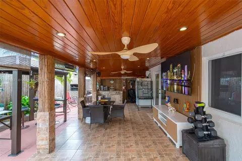Other - 3155 W 68th Pl, Hialeah, FL 33018 photo 7 of 8