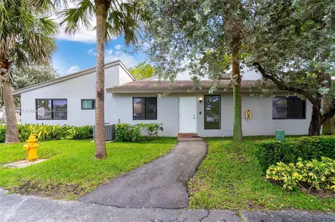 10669 SW 113th Pl #84Z, Miami, FL 33176