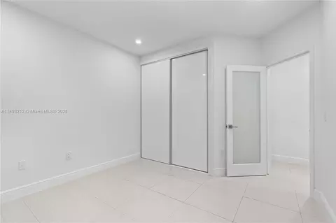 Bedroom - 9182 NW 148th St, Miami Lakes, FL 33018 photo 2 of 6