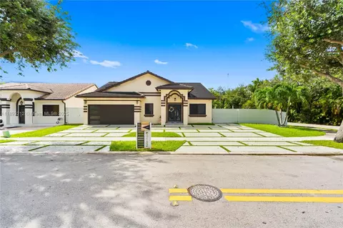 Exterior - 9182 NW 148th St, Miami Lakes, FL 33018 photo 1 of 8