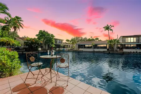 15089 Montrose Rd, Miami Lakes, FL 33016