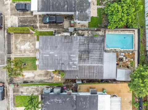 View/Area - 940 E 21st St, Hialeah, FL 33013 photo 6 of 7