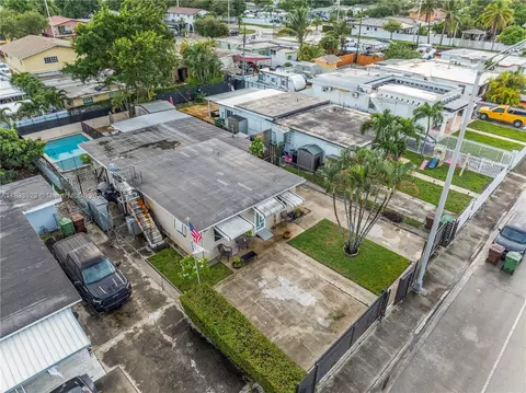View/Area - 940 E 21st St, Hialeah, FL 33013 photo 5 of 7