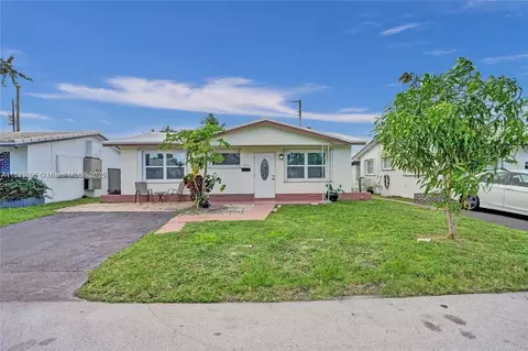 4577 NW 16th Ter, Tamarac, FL 33309