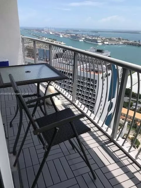 1750 N Bayshore Dr #4812, Miami, FL 33132