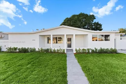 19320 NW 37th Ave, Miami Gardens, FL 33056