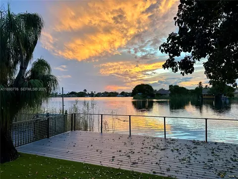 5521 SW 24th Ave, Fort Lauderdale, FL 33312