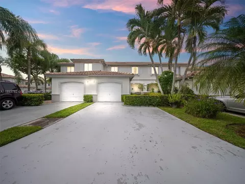 7486 SW 162 Ct, Miami, FL 33193