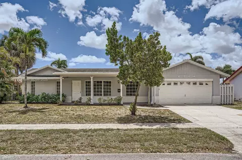 4380 NW 4th Ct, Coconut Creek, FL 33066