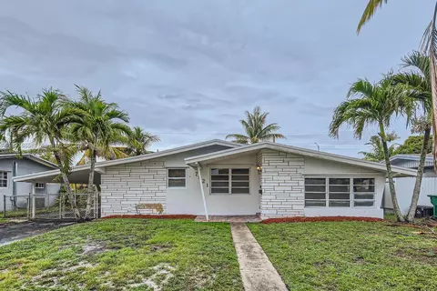 7521 Granada Blvd, Miramar, FL 33023
