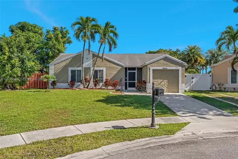 9801 Ridgecreek Rd, Boca Raton, FL 33496
