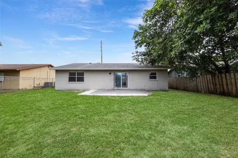 1920 NW 3rd Ave, Pompano Beach, FL 33060 photo 30