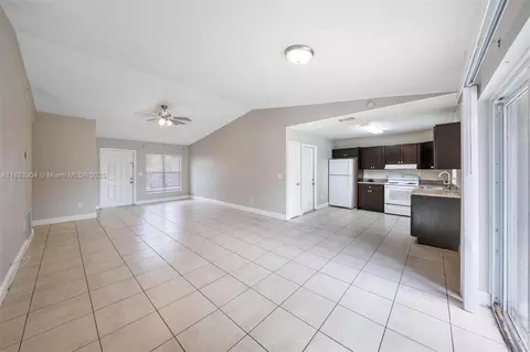 1920 NW 3rd Ave, Pompano Beach, FL 33060 photo 10
